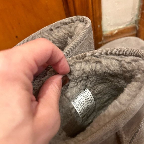 Ugg Classic Mini Platform Boots Gray Size 8 - Picture 8 of 9